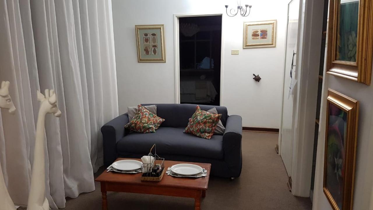 Burnham Road Suite Guest House Bulawayo Exterior foto
