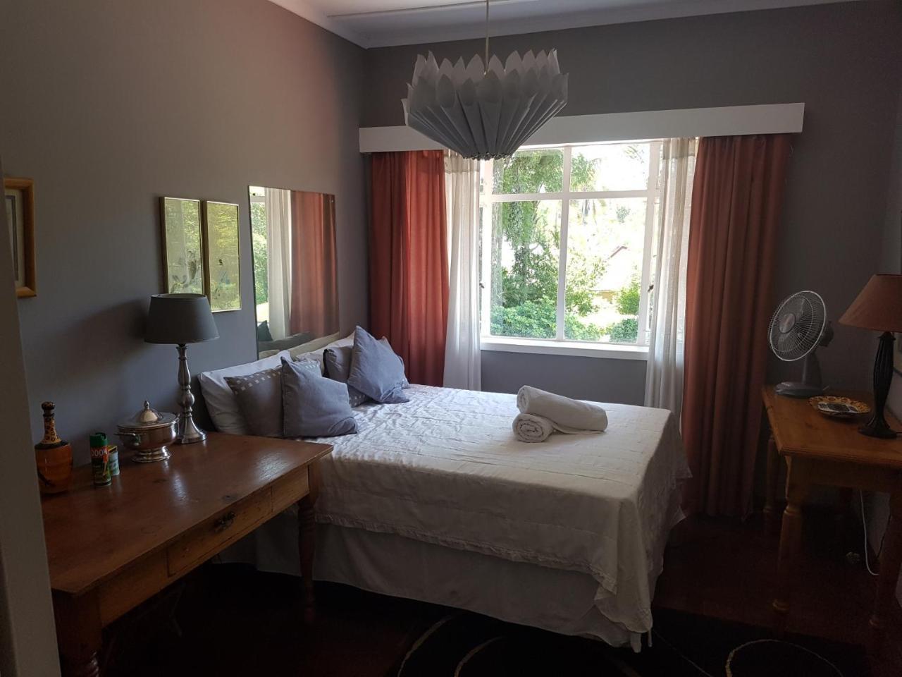 Burnham Road Suite Guest House Bulawayo Exterior foto